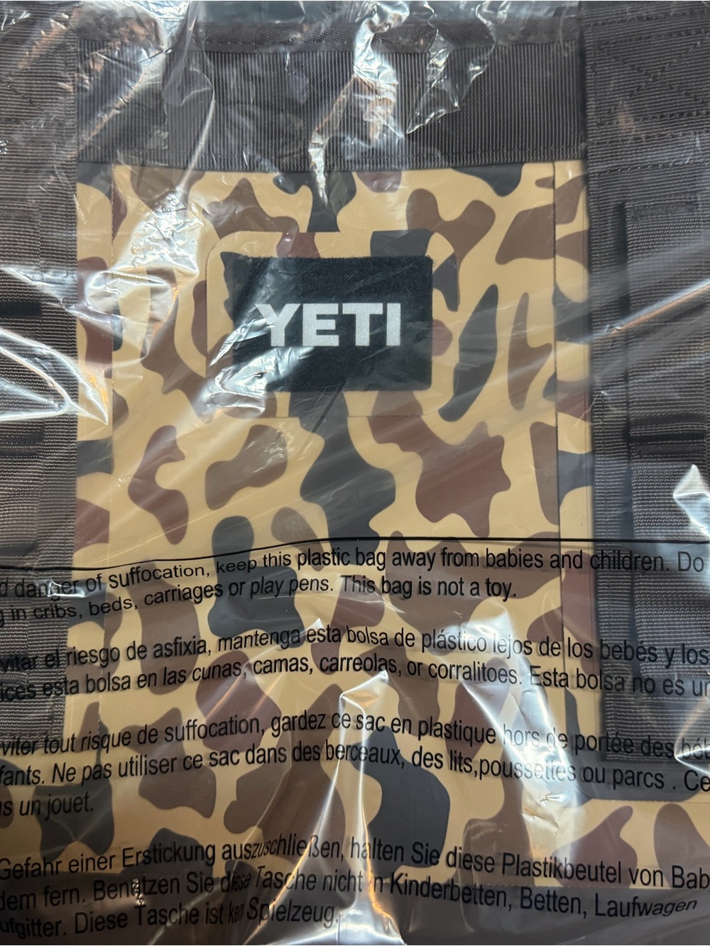 YETI  Camino Wetlands 35 tote